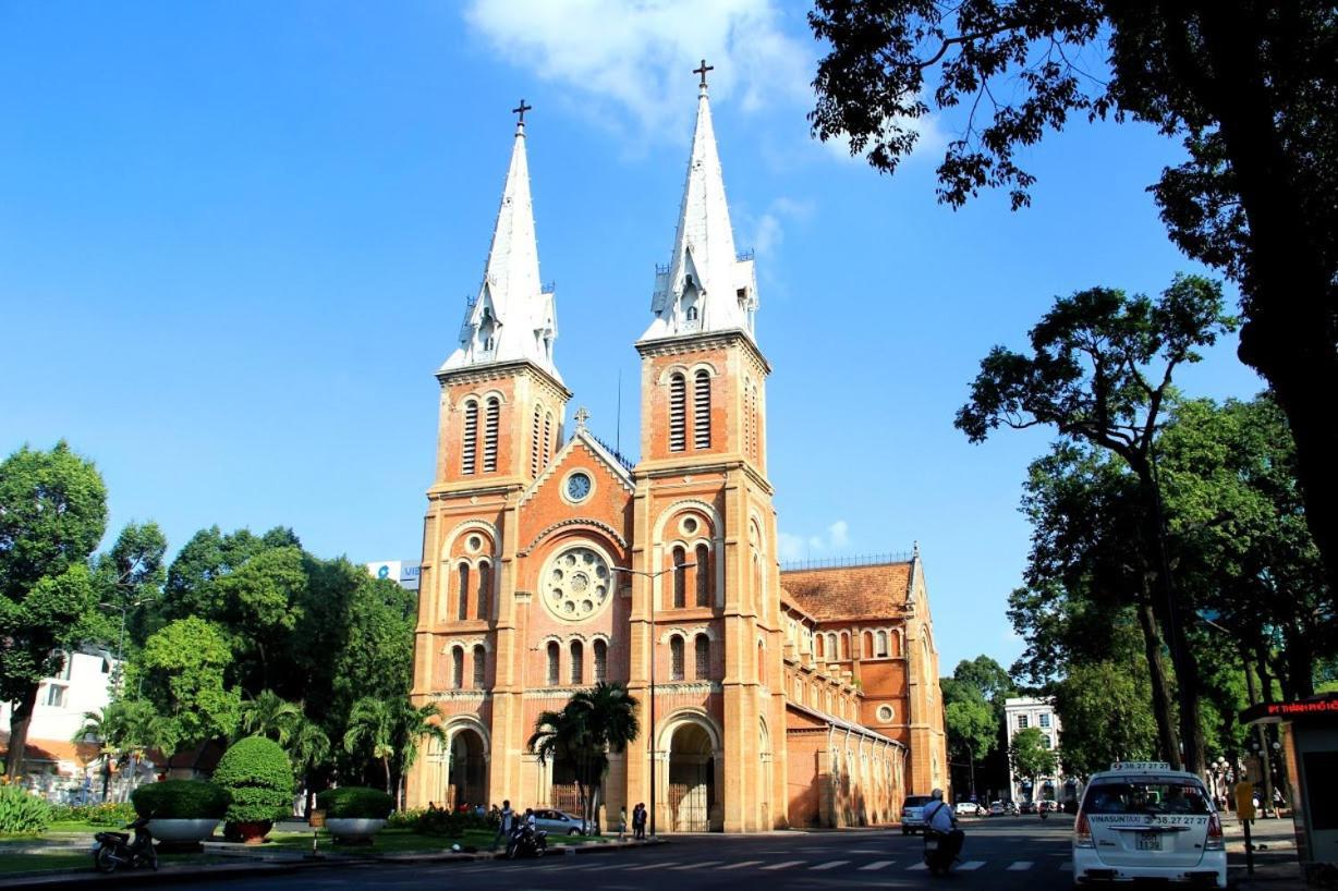 M&K Signature Homestay Хошимин Экстерьер фото